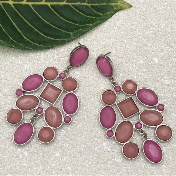🌼 Large Pink Shape Cluster Post Earrings - Picture 1 of 2